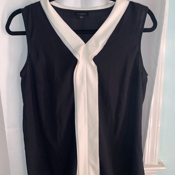 Small black & white Talbot sleeveless black top! - Picture 1 of 5